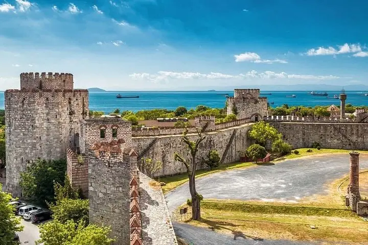 Walls of Constantinople and Byzantine Istanbul